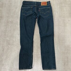 Levi's Women’s Medium Dark Wash Straight Jeans